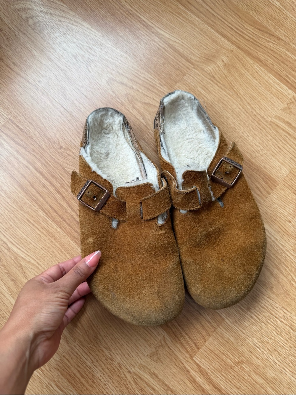Birkenstock Boston Shearling clogs in a brown suede mink color